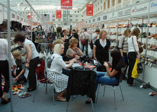 SHOESACCES Exposition - août 2010